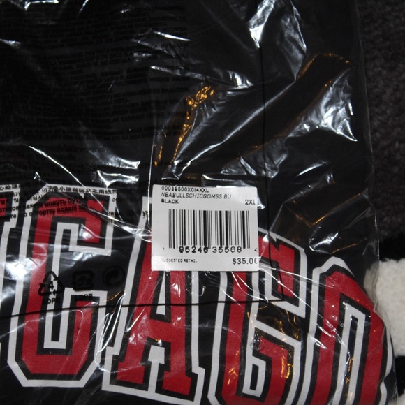 Chicago Bulls Jordan Brand Wordmark Statement Edition T-Shirt - Black - Picture 9 of 9